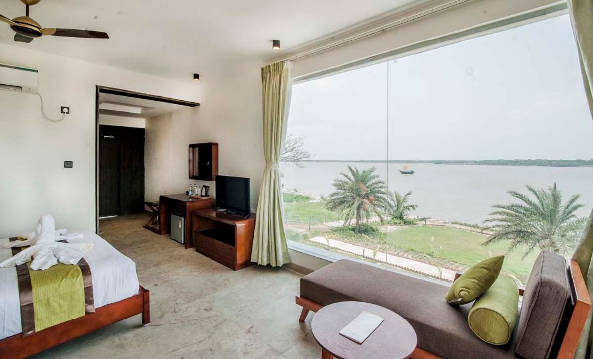 Hotel Sonar Bangla Taki Hasnabad Ngoại thất bức ảnh